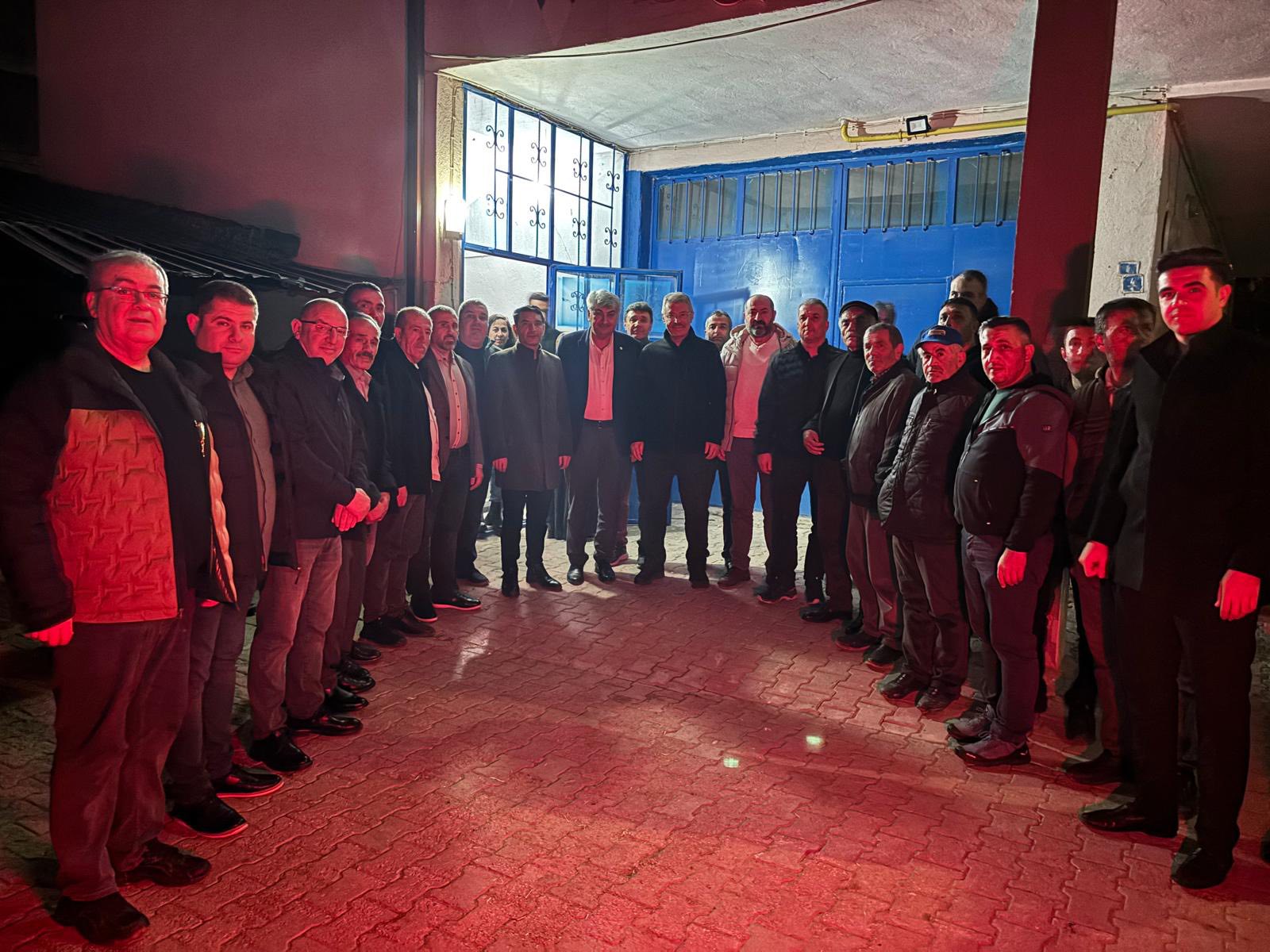 Kayseri Şeker yöneticileri, Şarkışla Bölgesi Gürçayır Belde çiftçilerimize Ziyaret